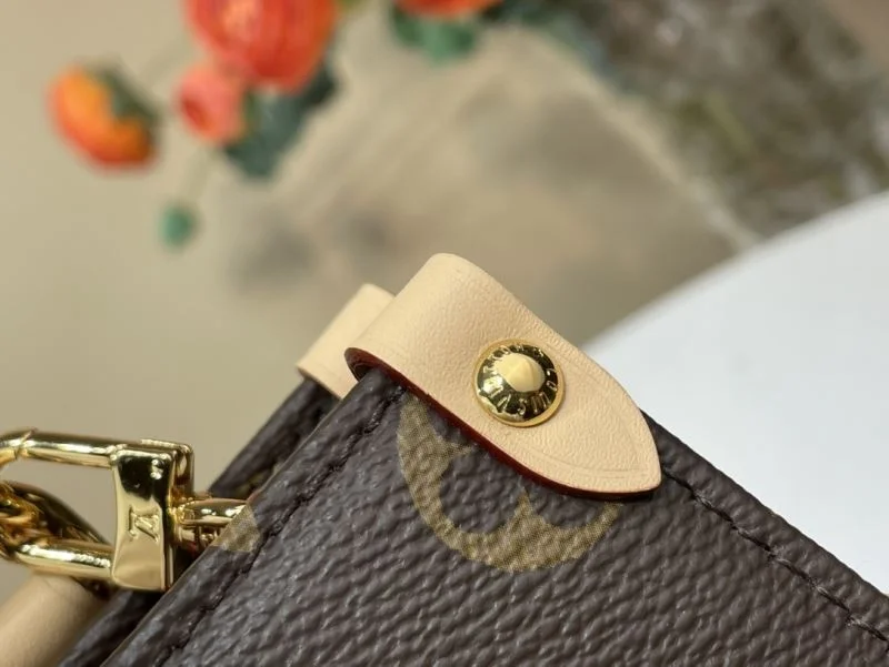 SunProtective Louis Vuitton Shopping Bags 40443