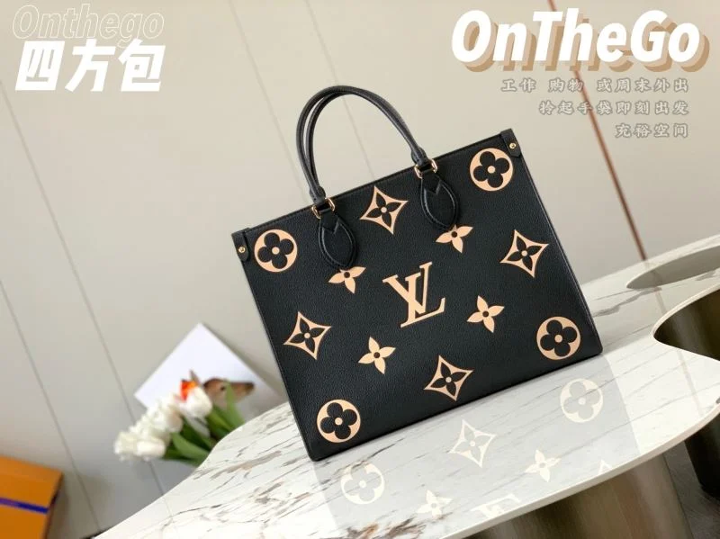 EyeCatching Louis Vuitton Shopping Bags 40512