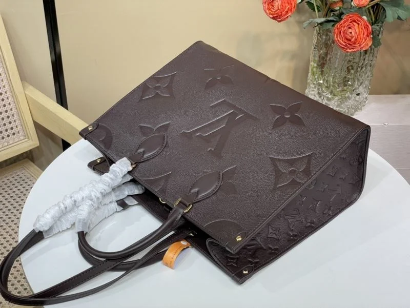 Louis Vuitton Shopping Bags Minimalist 40465