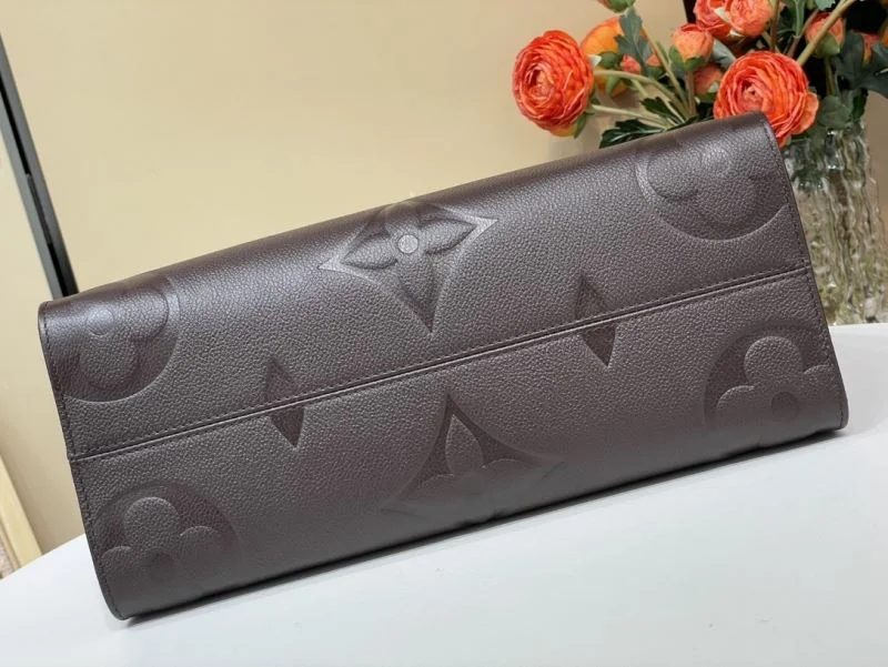 Louis Vuitton Shopping Bags Minimalist 40465
