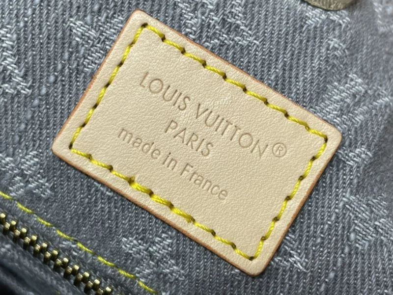 Louis Vuitton Shopping Bags EasyCare 40505