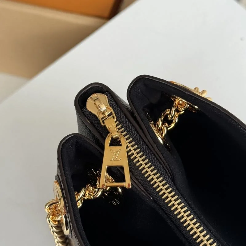 Louis Vuitton Shopping Bags EasyMatch 49274