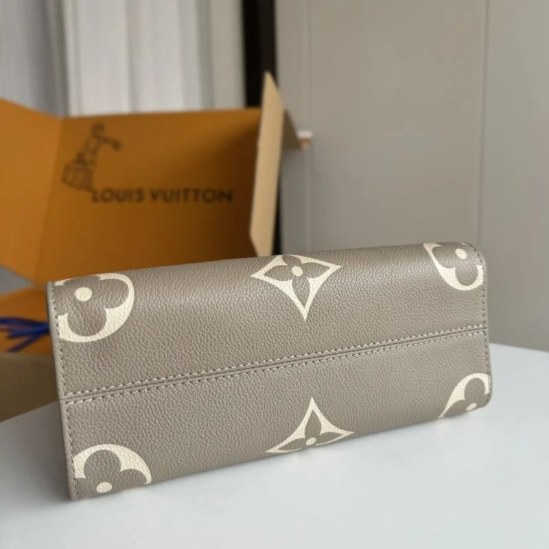 Louis Vuitton Shopping Bags EasyMatch 49273