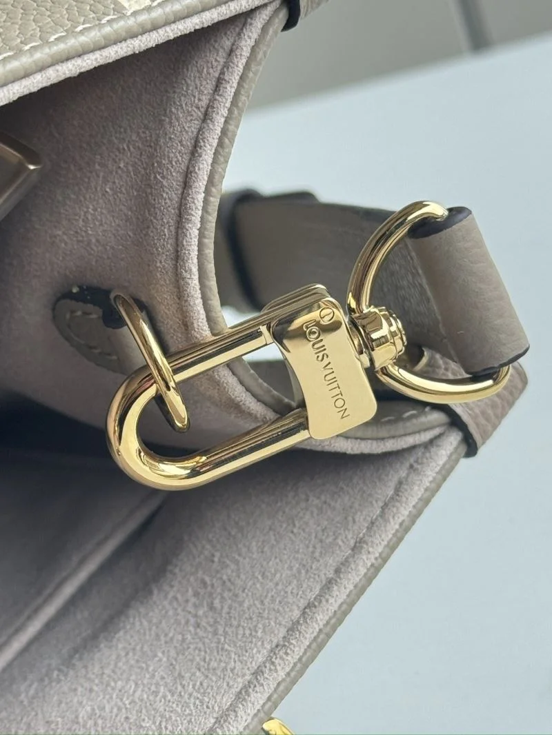 Louis Vuitton Shopping Bags EasyMatch 49273