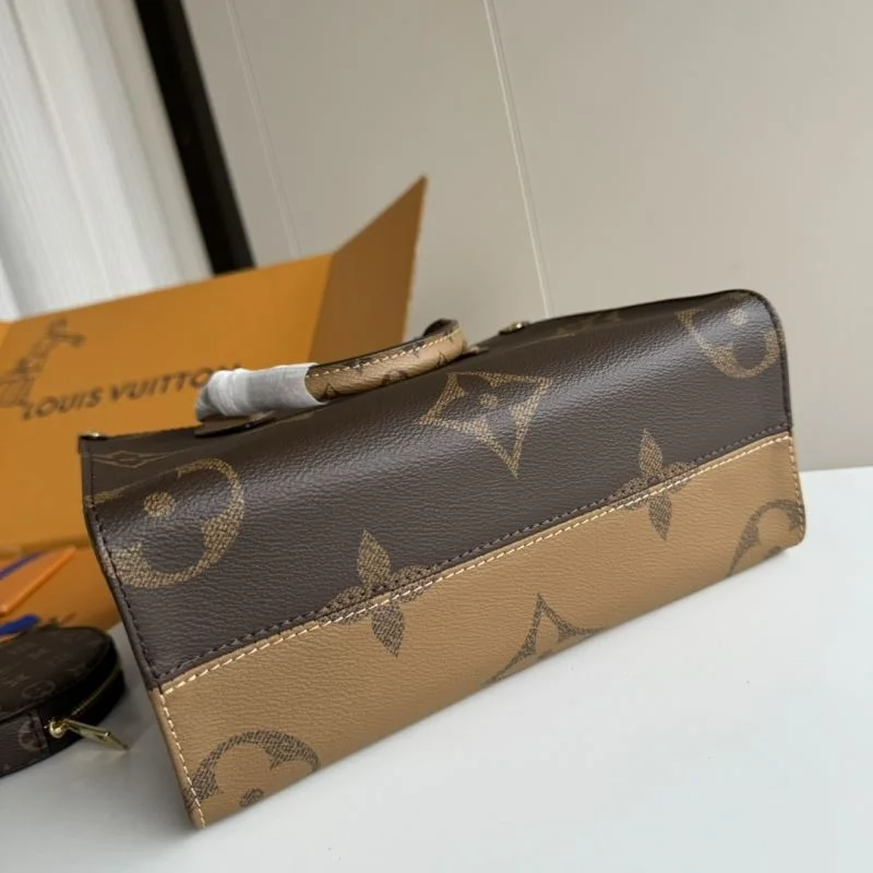 Louis Vuitton Shopping Bags Bright 49261