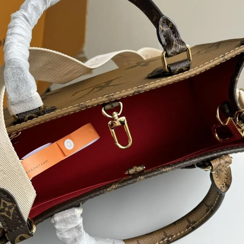 Louis Vuitton Shopping Bags Bright 49261