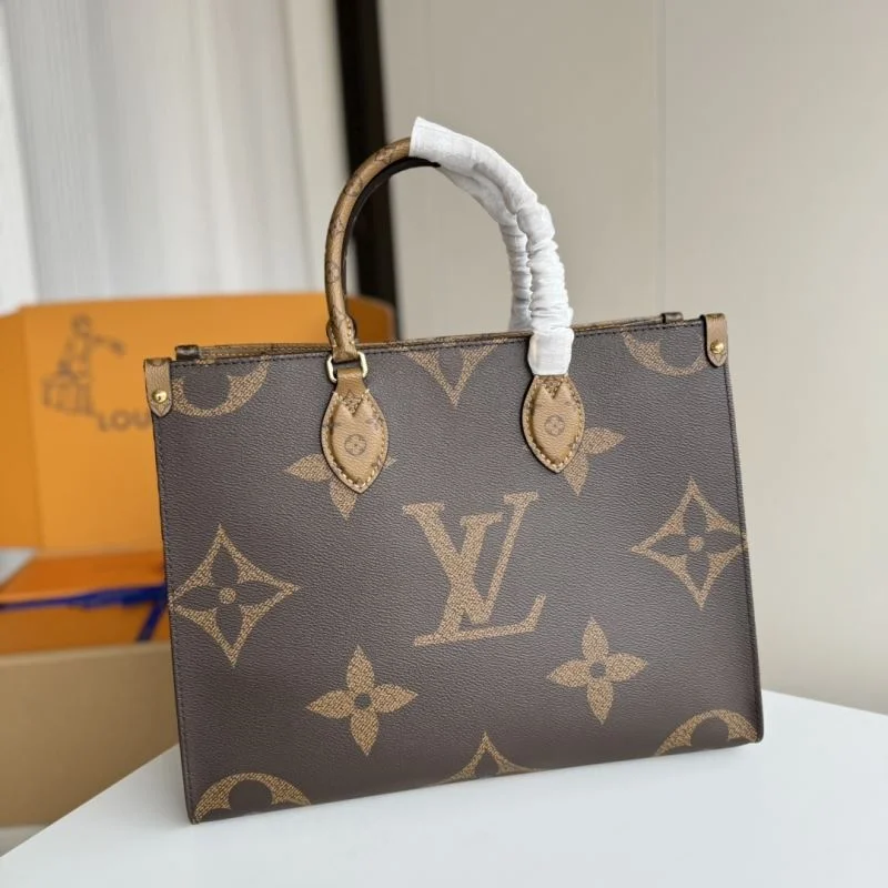 Stylish Louis Vuitton Shopping Bags 49255