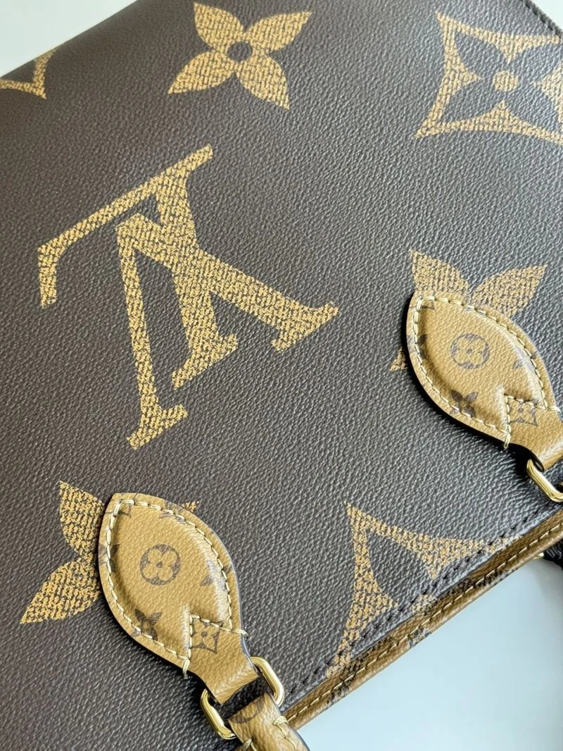 Stylish Louis Vuitton Shopping Bags 49255
