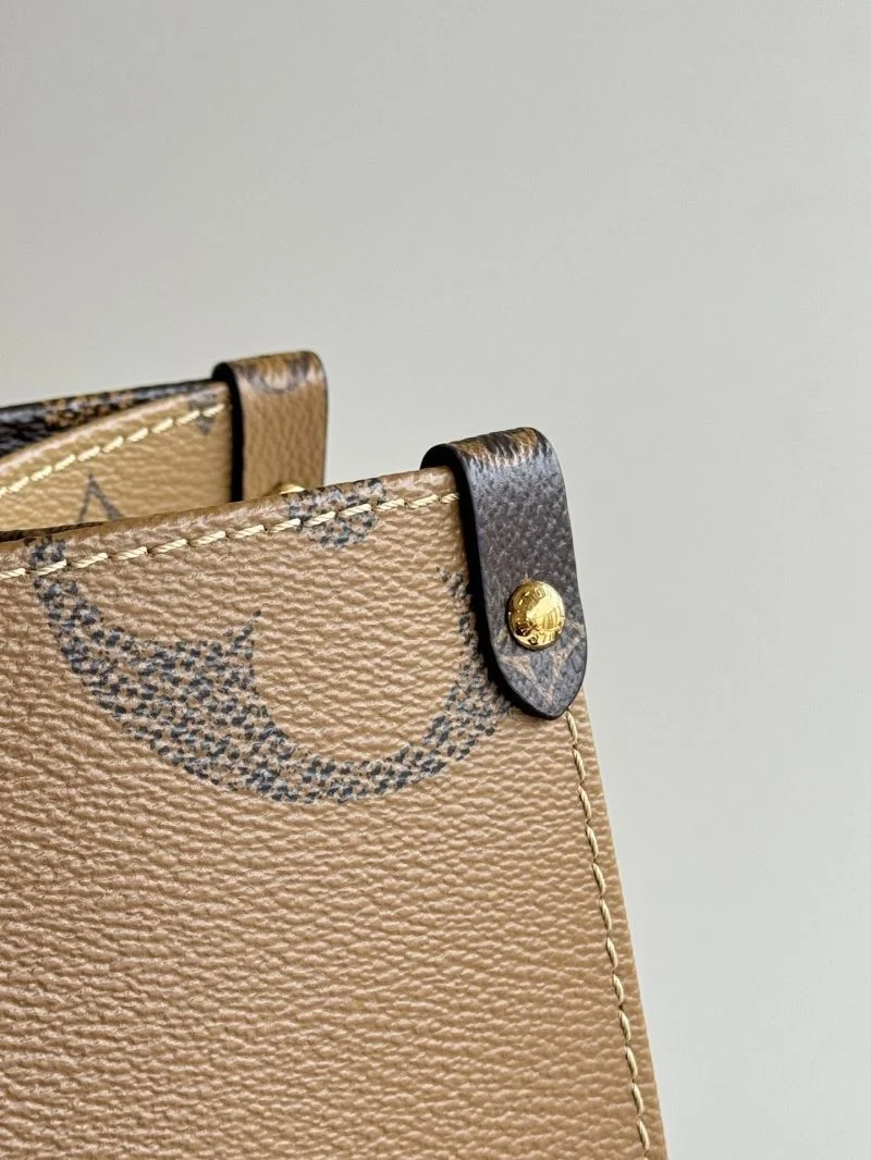 Stylish Louis Vuitton Shopping Bags 49255