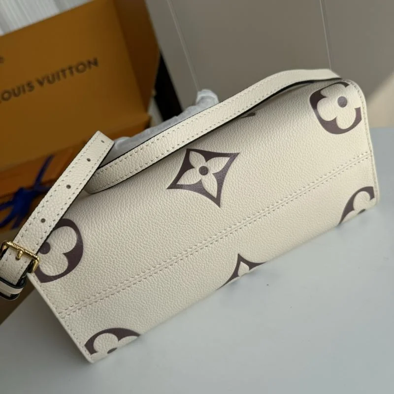 Louis Vuitton Shopping Bags WrinkleFree 49250