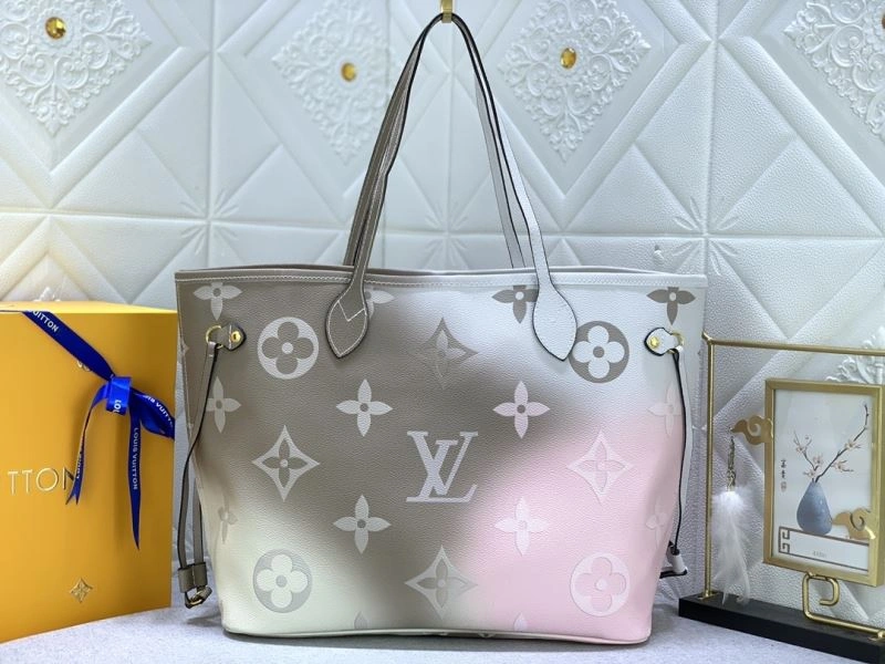 Louis Vuitton Shopping Bags WeatherProof 79536