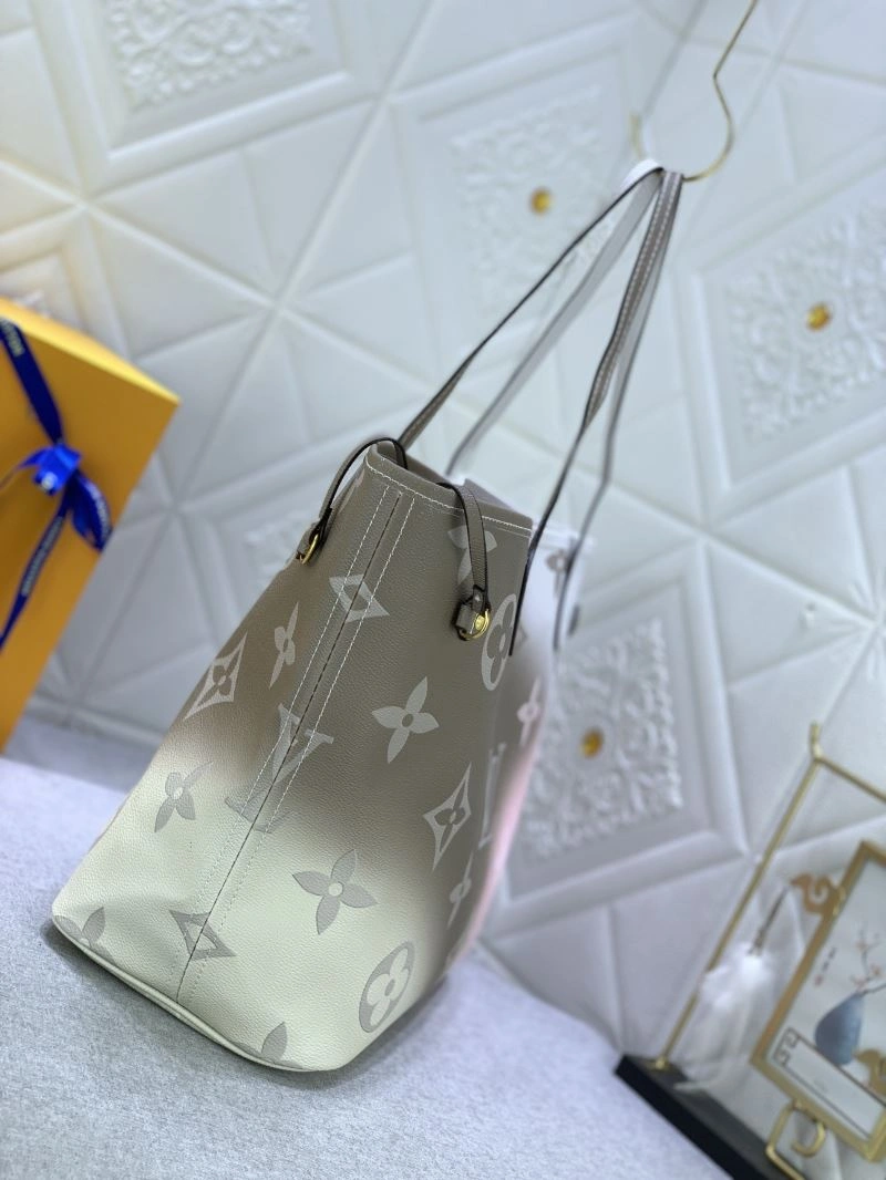 Louis Vuitton Shopping Bags WeatherProof 79536