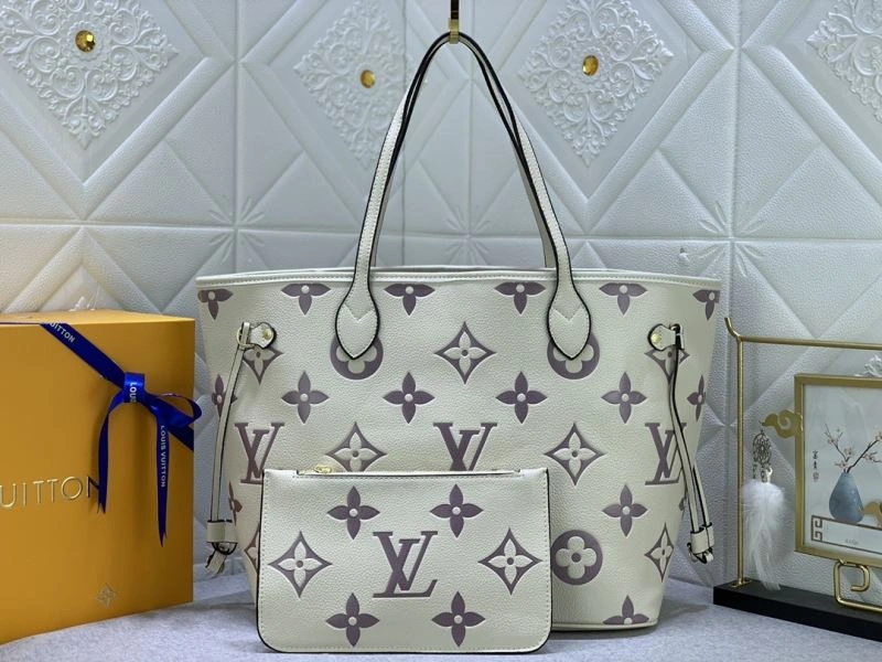 Comfortable Louis Vuitton Shopping Bags 79527