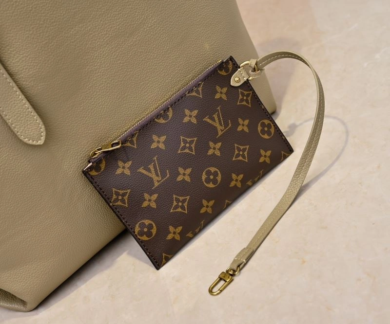 MultiPurpose Louis Vuitton Shopping Bags 79522