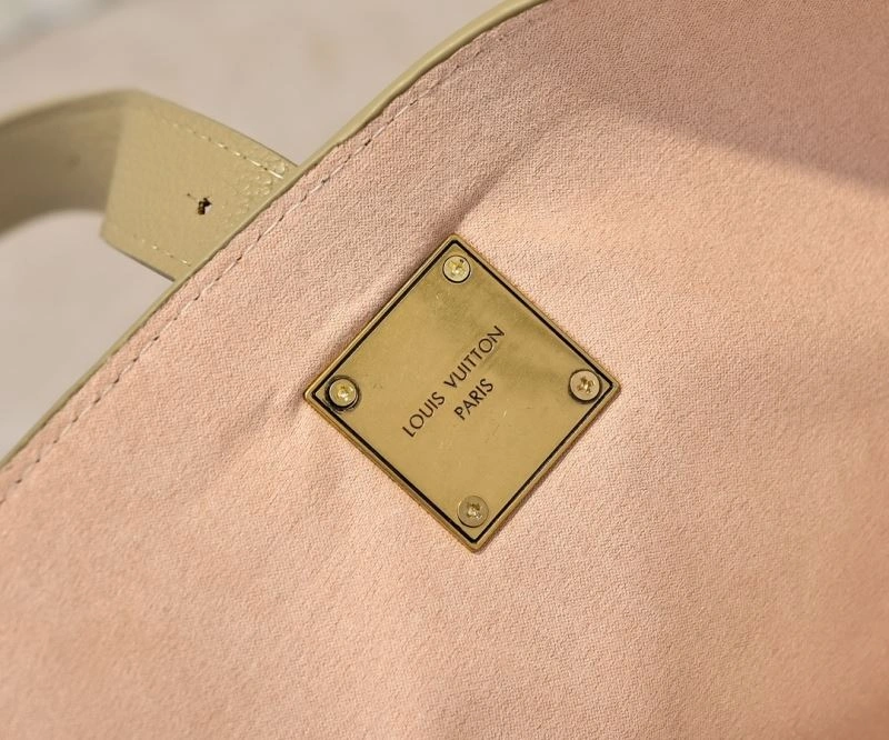 MultiPurpose Louis Vuitton Shopping Bags 79522