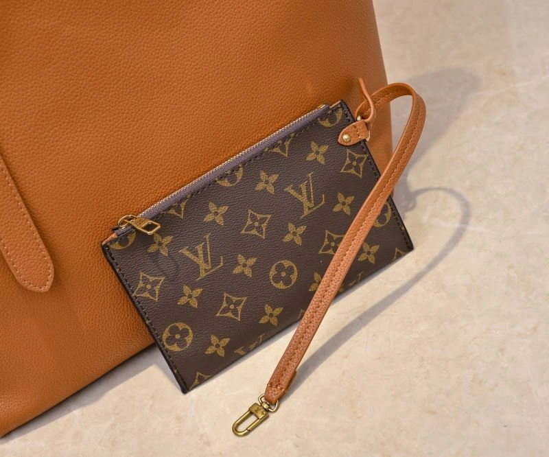 Snug Louis Vuitton Shopping Bags 79520