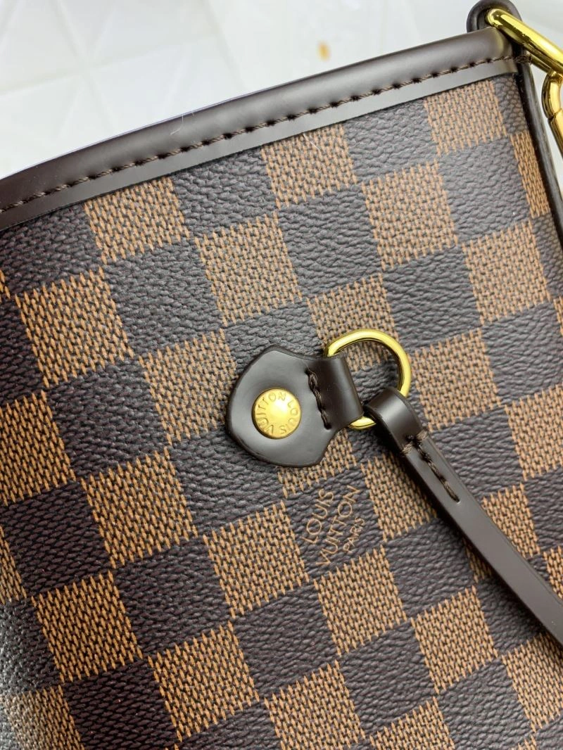 Lightweight Louis Vuitton Shopping Bags 79510