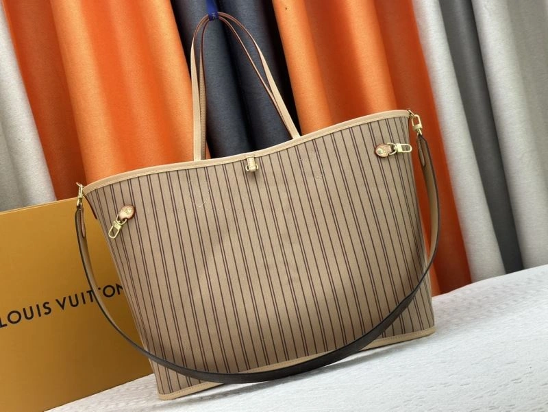 Louis Vuitton Shopping Bags GoAnywhere 79472