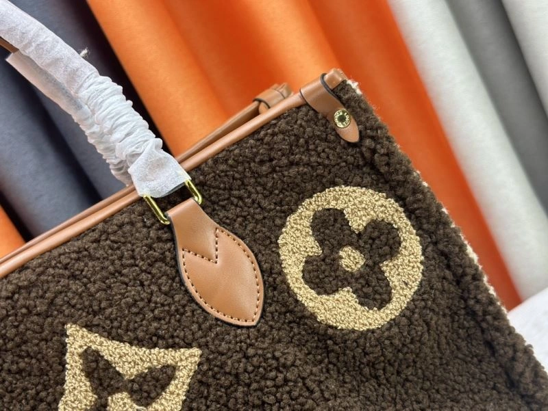 Fashionable Louis Vuitton Shopping Bags 79459