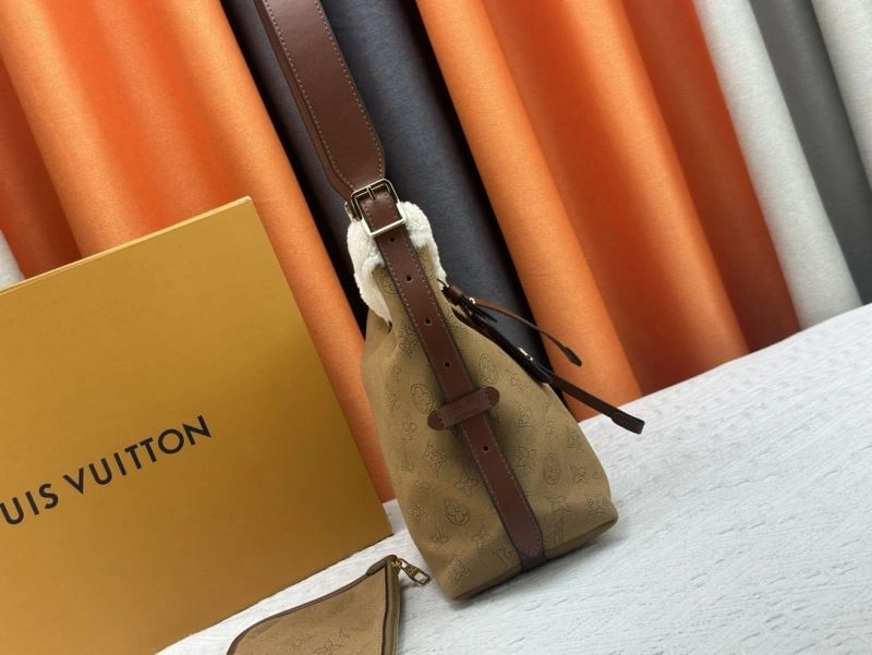 Sophisticated Louis Vuitton Shopping Bags 79449