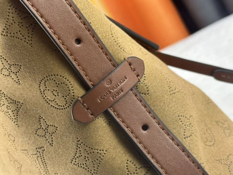 Sophisticated Louis Vuitton Shopping Bags 79449
