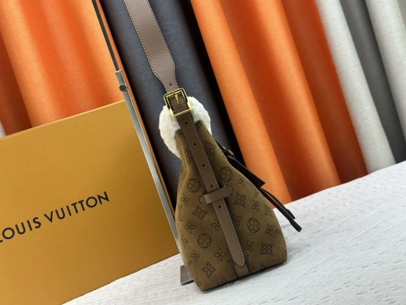 Cozy Louis Vuitton Shopping Bags 79467