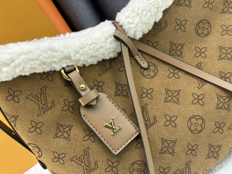 Cozy Louis Vuitton Shopping Bags 79467