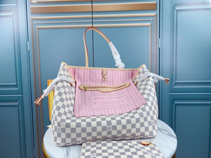 Louis Vuitton Shopping Bags WellDesigned 79457