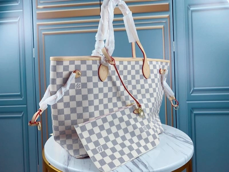 Louis Vuitton Shopping Bags WellDesigned 79457