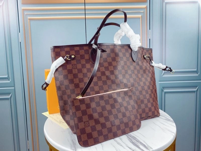 Vibrant Louis Vuitton Shopping Bags 78886
