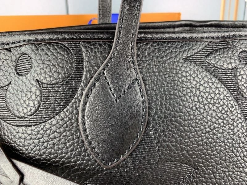 RelaxedFit Louis Vuitton Shopping Bags 79440