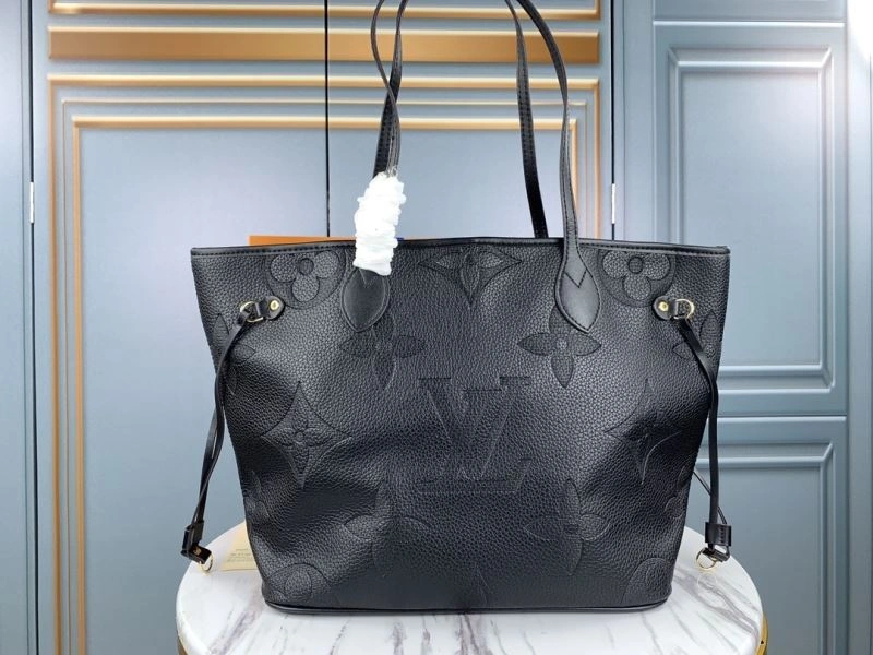 RelaxedFit Louis Vuitton Shopping Bags 79440