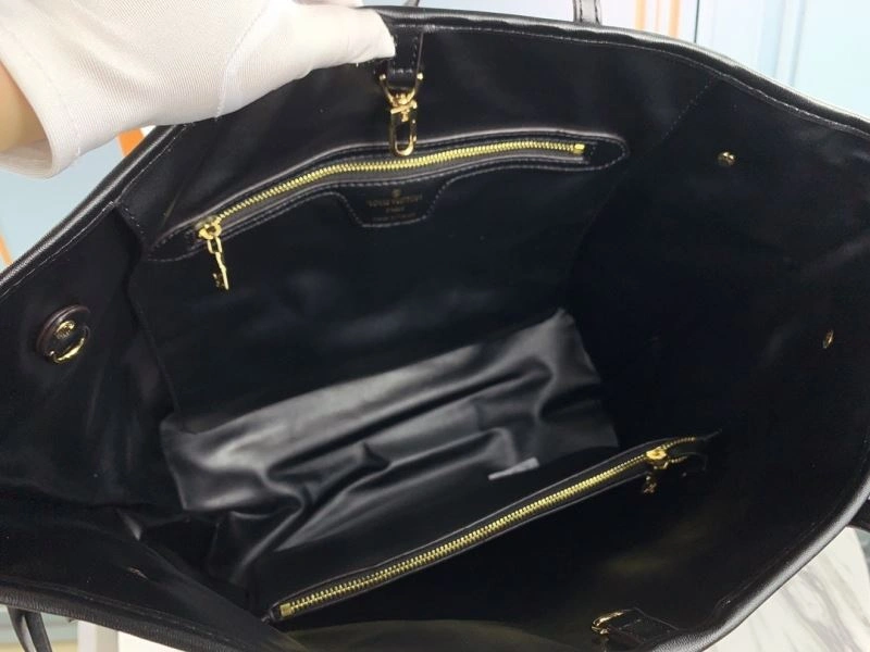 RelaxedFit Louis Vuitton Shopping Bags 79440