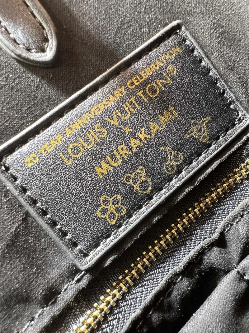 Lightweight Louis Vuitton Shopping Bags 79434