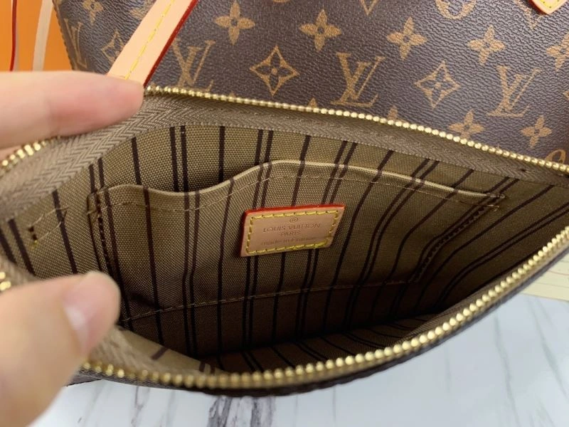 Louis Vuitton Shopping Bags Modern 78887