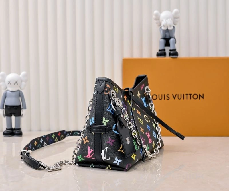 Lightweight Louis Vuitton Shopping Bags 79404