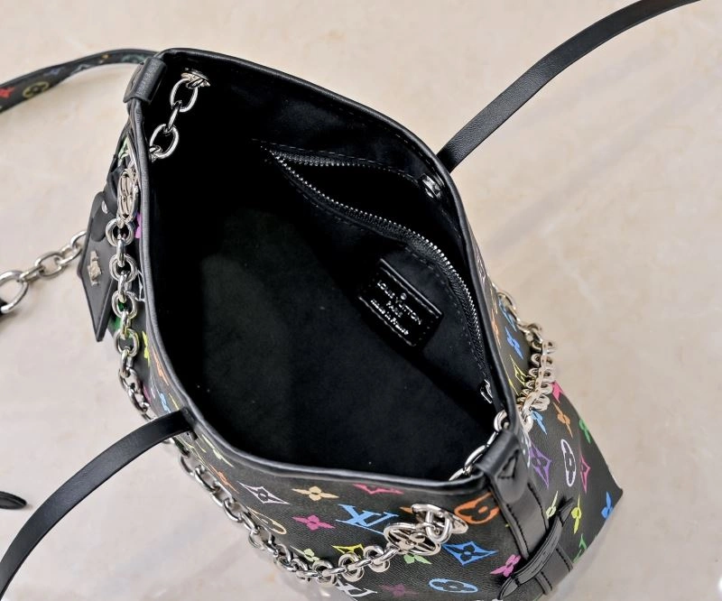 Lightweight Louis Vuitton Shopping Bags 79404