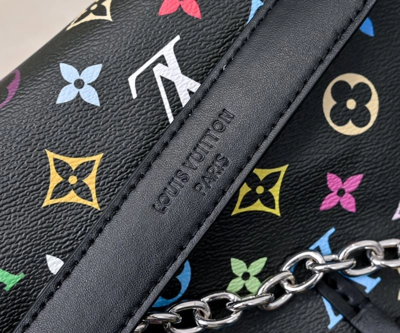 Lightweight Louis Vuitton Shopping Bags 79404