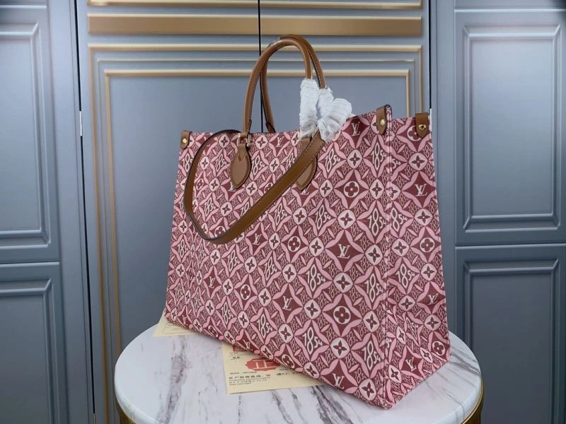 Louis Vuitton Shopping Bags TechFriendly 79400