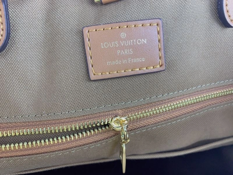 Louis Vuitton Shopping Bags TechFriendly 79400
