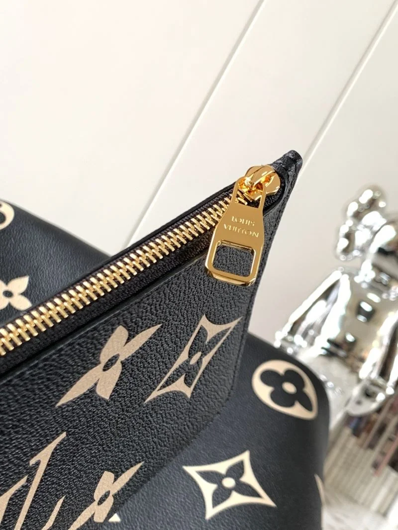 FreshLook Louis Vuitton Shopping Bags 39530