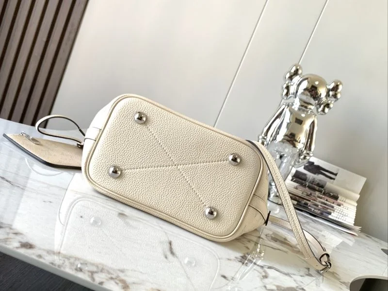 Louis Vuitton Shopping Bags WrinkleFree 39553