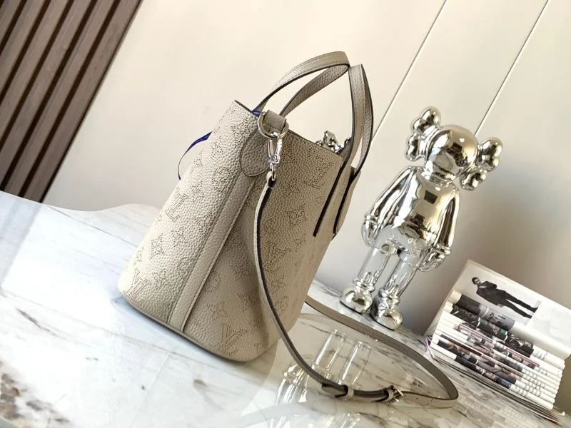 Louis Vuitton Shopping Bags TimelessDesign 39519