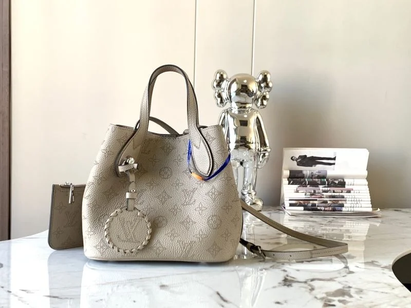 Louis Vuitton Shopping Bags TimelessDesign 39519