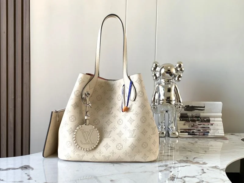 Louis Vuitton Shopping Bags EasyCare 39512