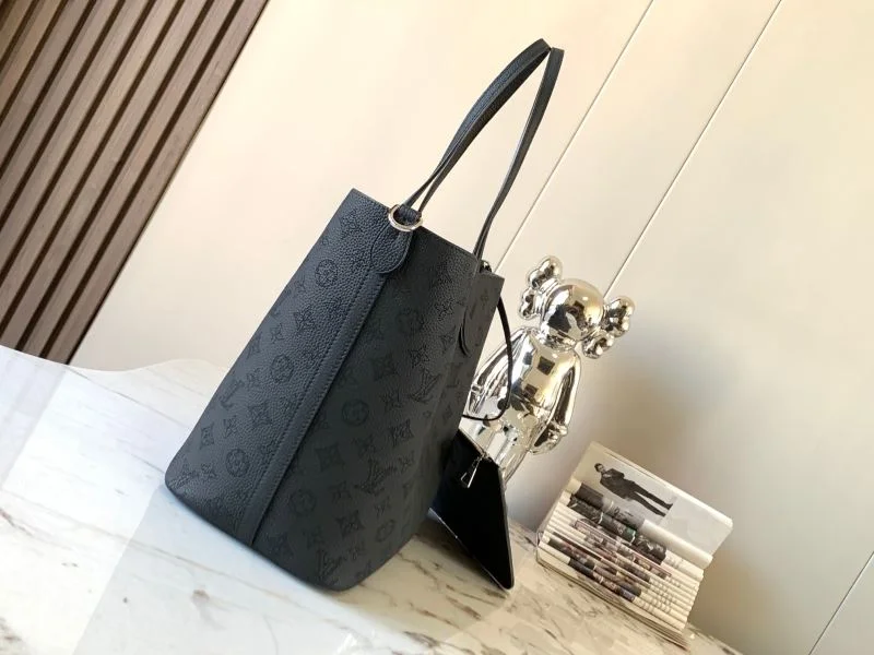 Durable Louis Vuitton Shopping Bags 39532