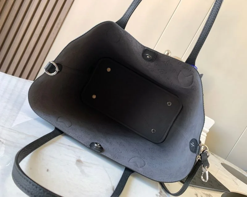 Durable Louis Vuitton Shopping Bags 39532