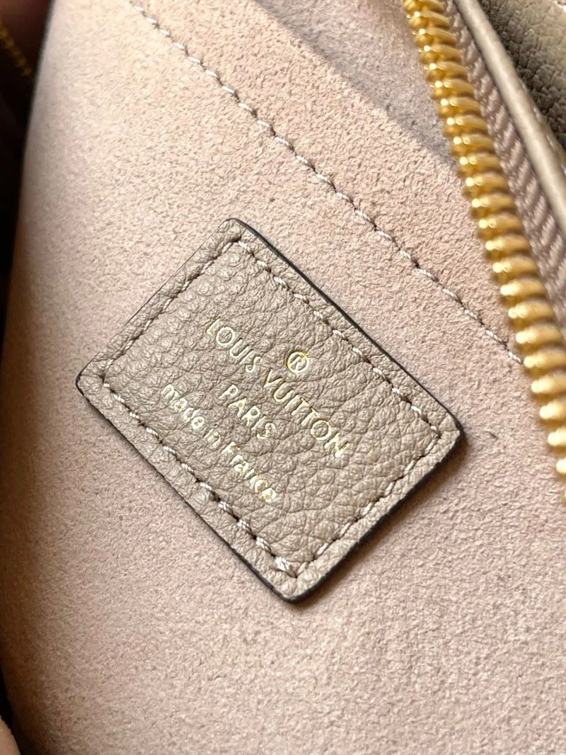 StreetReady Louis Vuitton Shopping Bags 39578