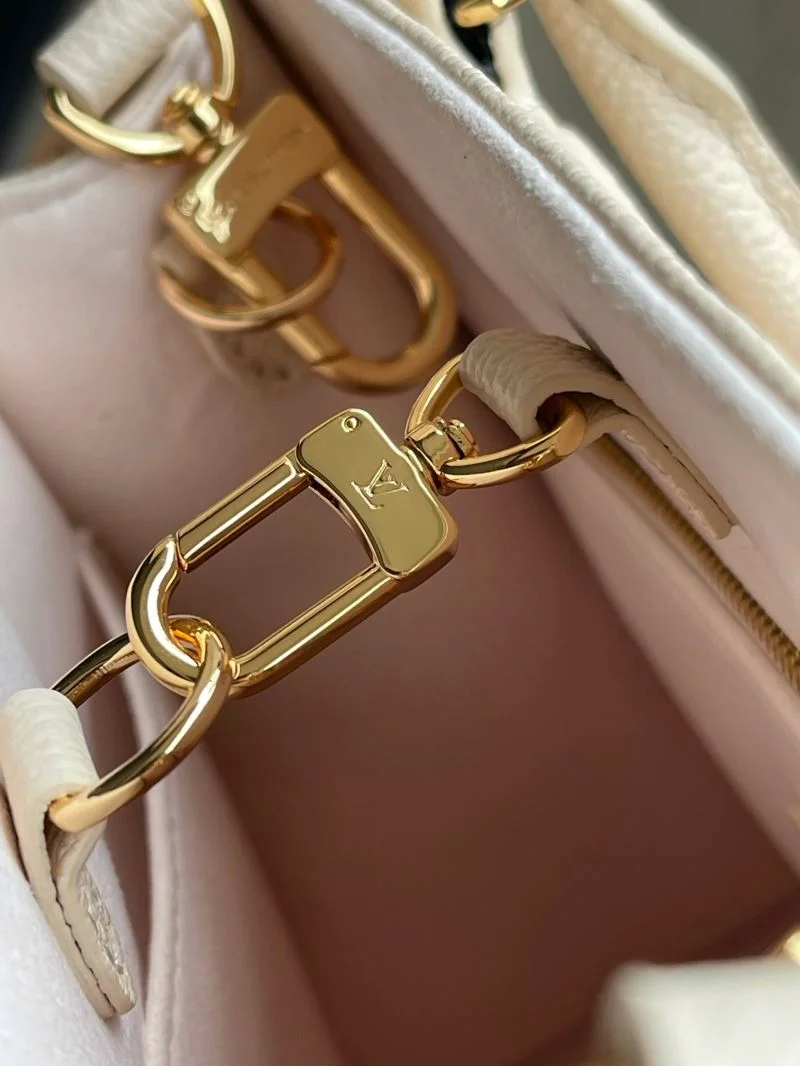 Louis Vuitton Shopping Bags Timeless 39496