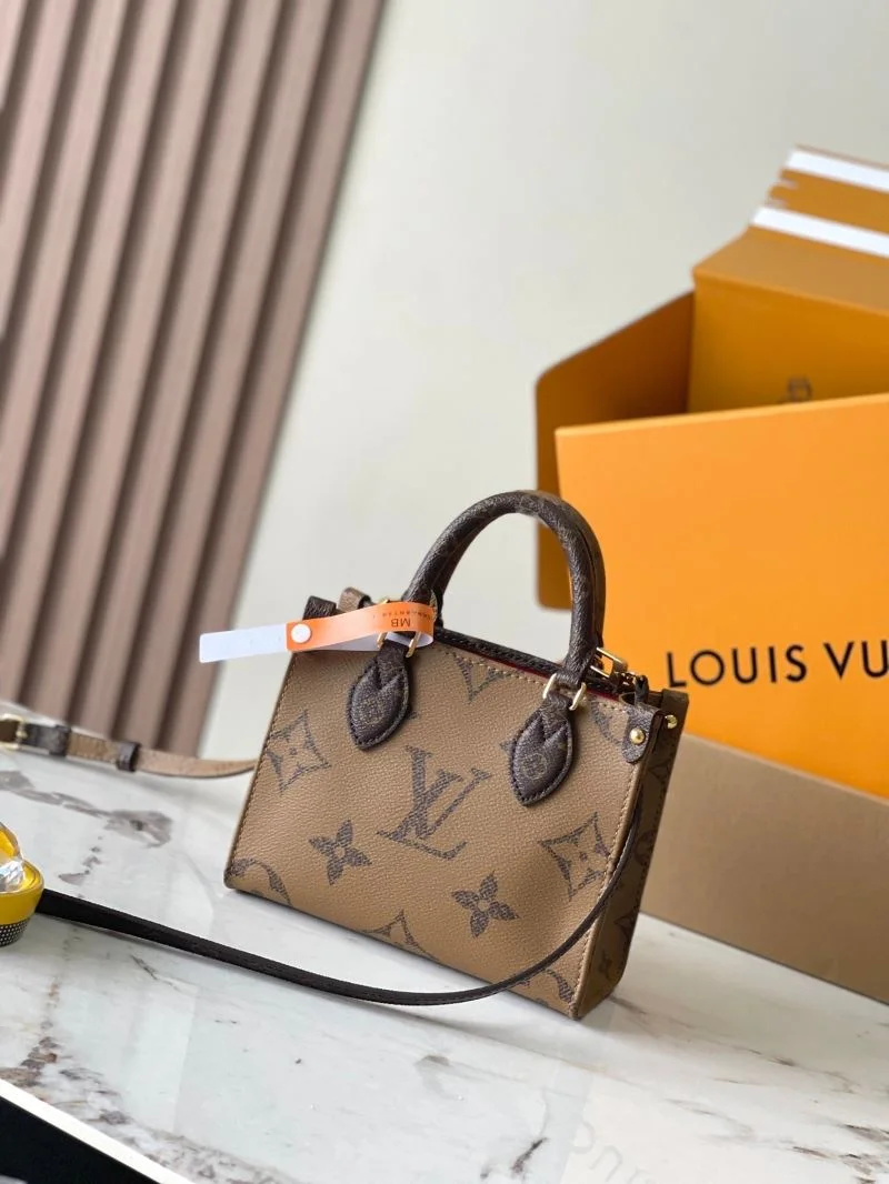 Functional Louis Vuitton Shopping Bags 39492
